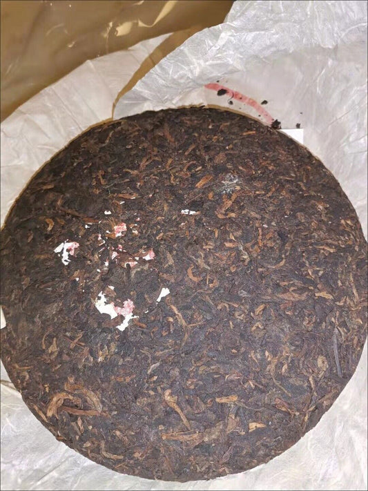 357g,1999 Yunnan Tong Qing Hao Yiwu Old Tree Pu erh Tea Cake Ripe Puer Cooked