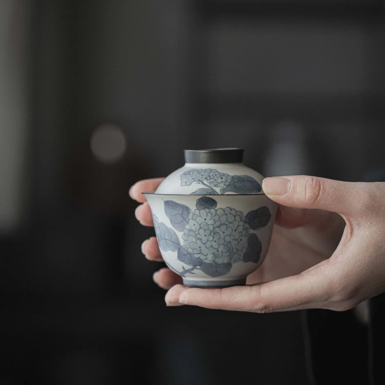 110ml Antique Hand-painted Hydrangea Ceramic Tea Tureen Literati Tea Maker Cover Bowl with Lid Chinese Gaiwan Kung Fu Tea Set