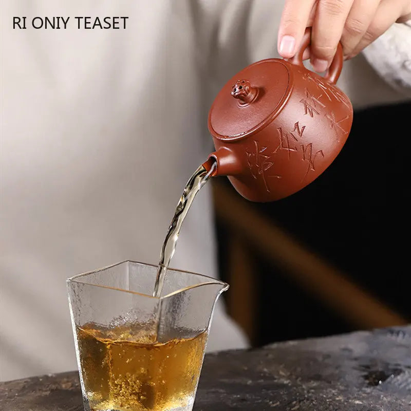 120ml Yixing Purple Clay Teapots Famous Handmade Small Capacity Stone Scoop Tea Pot Kettle Chinese High-end Zisha Tea Set
