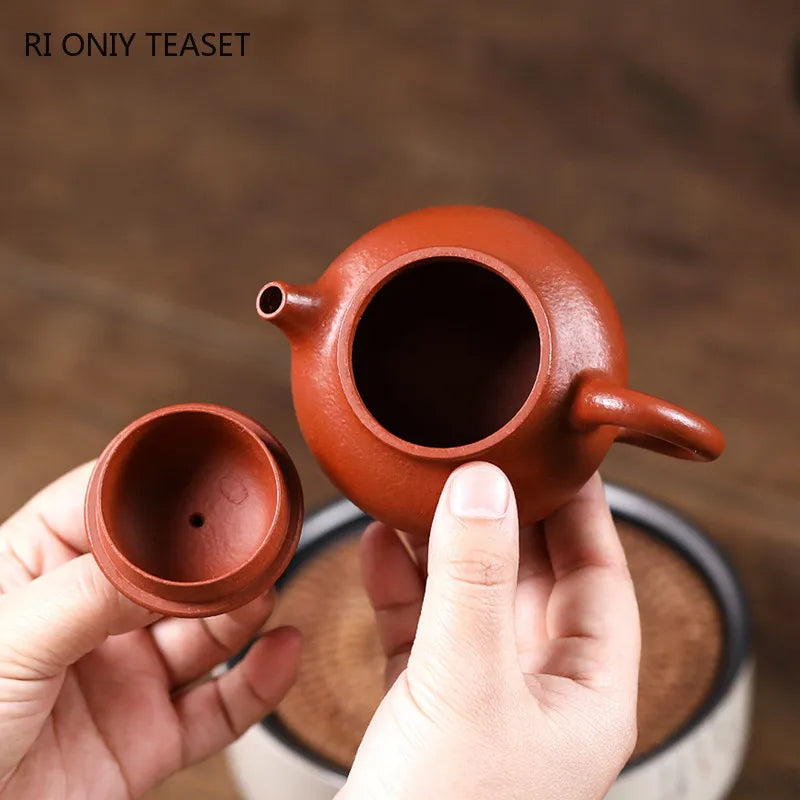130ml Yixing Purple Clay Teapot Master Handmade Small Capacity Tea Pot Authentic Raw Ore Kettle Chinese Zisha Tea Set Gifts