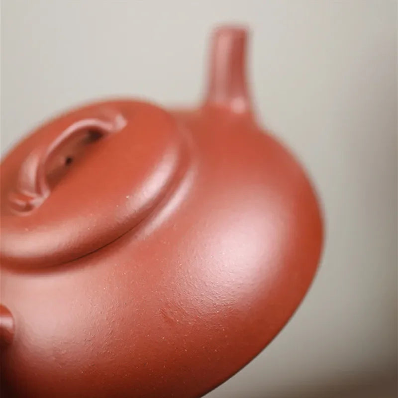 140ml Authentic Chinese Yixing Purple Clay Teapots Household Beauty Kettle Famous Artists Handmade Tea Pot Raw Ore Zisha Tea Set