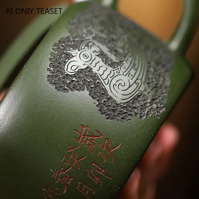 140ml Yixing Handmade Purple Clay Teapots Famous Hand-carved Tea Pot Raw Ore Green Mud Beauty Kettle Chinese Zisha Tea Set