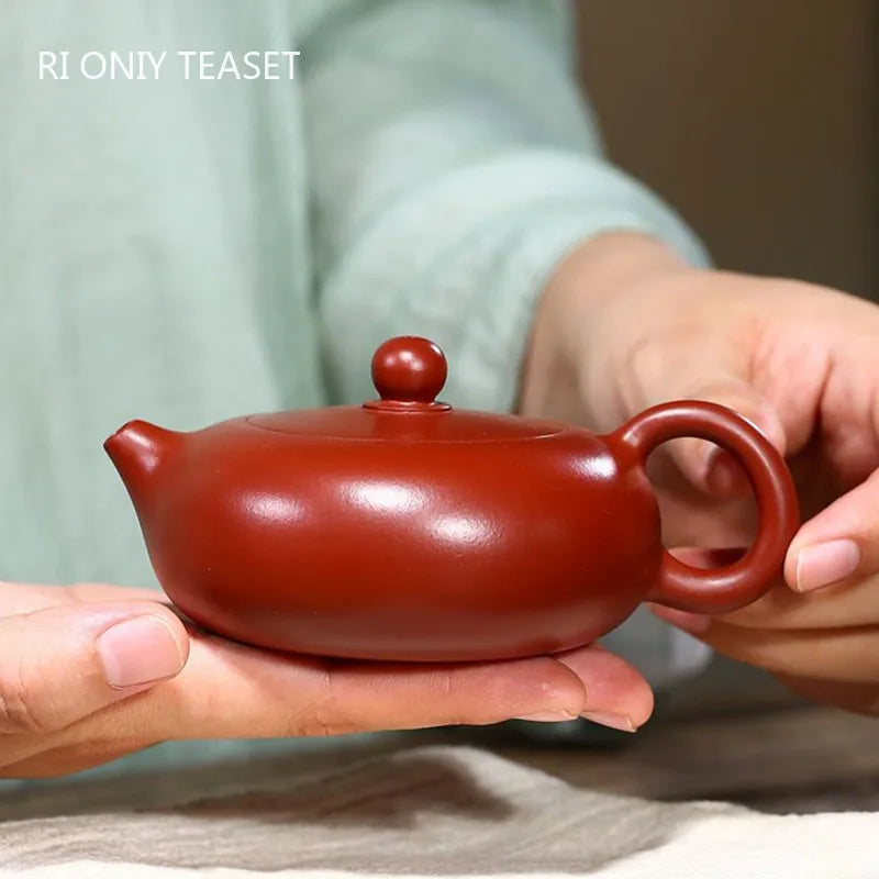 160ml Classic Yixing Purple Clay Teapots Raw Ore Dahongpao Flat Xishi Tea Pot Chinese Zisha Filter Kettle Tea Set Accessories