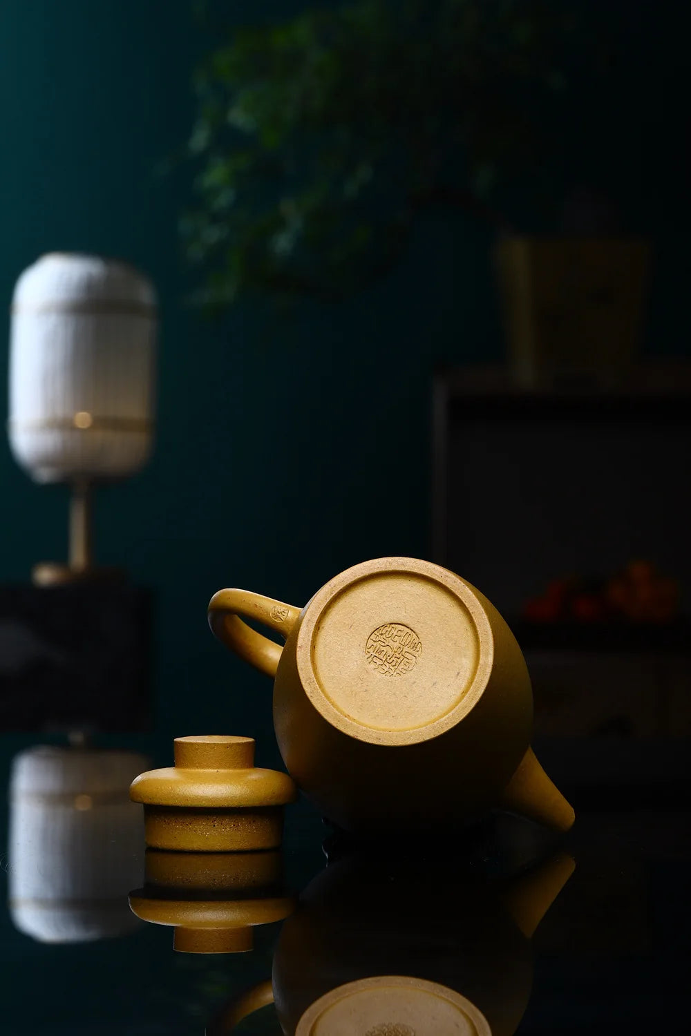 200cc Handmade Zisha Teapot, Yixing Handmade Pot, Kung-Fu Teaware, Purple Clay Drinkware for Puer Green Black Chinese Tea,