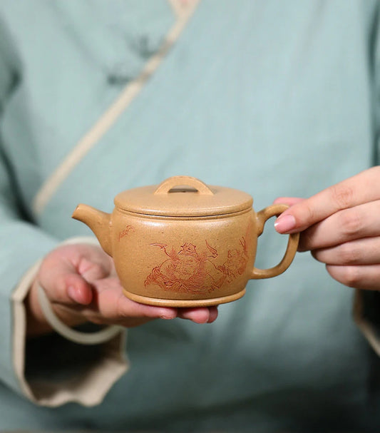 200ml Yixing High-end Handmade Purple Clay Teapots Famous Hand-carved Tea Pot Raw Ore Section Mud Kettle Chinese Zisha Tea Set