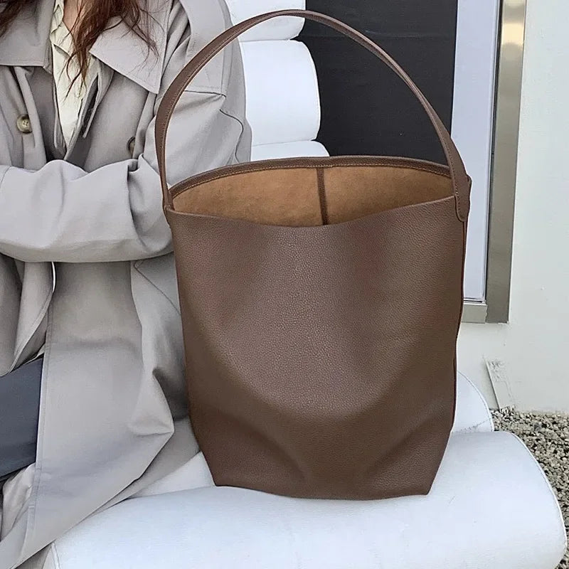2024 Motingsome Soft Cowhdie Minimalism Women Bucket Bag Elegant French Style Lady Large Tote Bag Luxury Thick Real Leather Bag