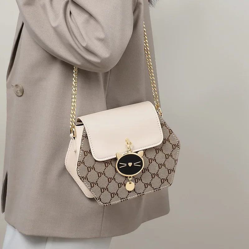 2024 New Women's Bag Crossbody Bag High-end Autumn and Winter Chain Bag Light Luxury Small Bags Luxury Designer Handbag