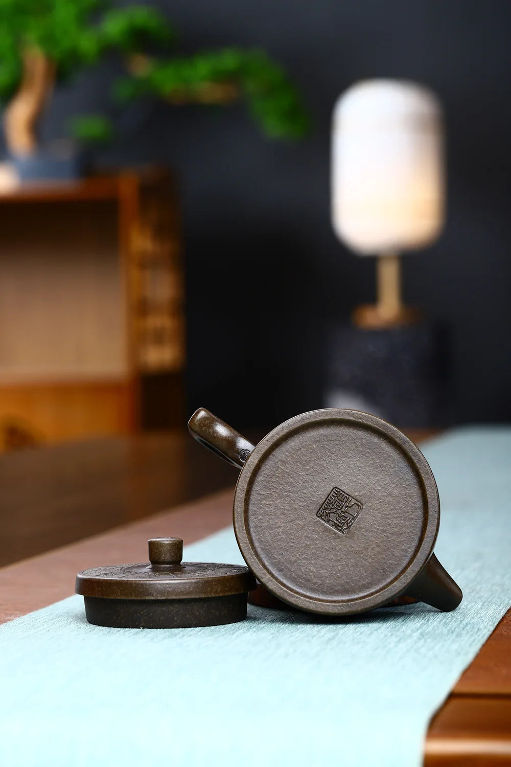 210cc Chinese Yixing Purple Clay Teapots Handmade Tea Pot Raw Ore Colorful Section Mud Kettle High-end Zisha Tea Set Collection