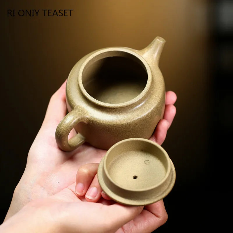 210ml Chinese Yixing Purple Clay Teapots Famous Artists Handmade Tea Pot Raw Ore Green Sand Section Mud Kettle Zisha Tea Set