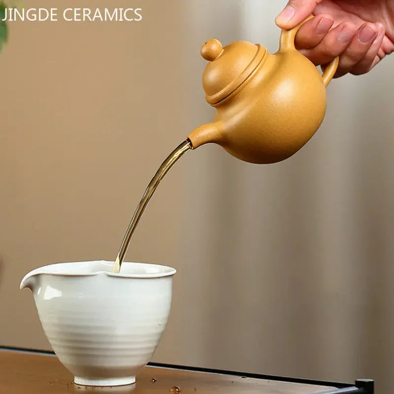 230ml Chinese Yixing Purple Clay Tea Pot Handmade Filter Beauty Kettle Raw Ore Section Mud Tea Set Antique Zisha Teapot