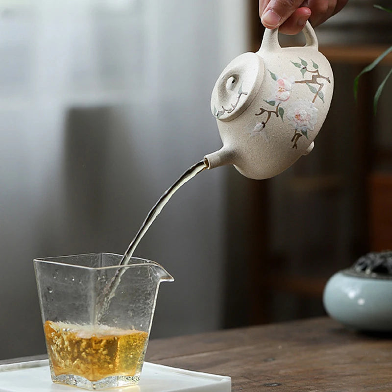 240ml Chinese Yixing Purple Clay Teapot Home White Mud Stone Scoop Kettle Handmade Filter Tea Infuser Customized Zisha Tea Set