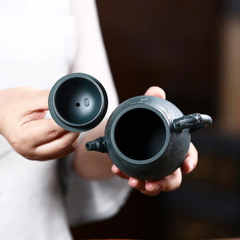 300ml High-end Yixing Purple Clay Teapots Famous Artists Handmade Dragon Pattern Tea Pot Kettle Chinese Zisha Tea Set Collection
