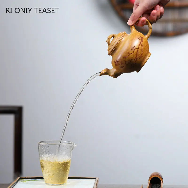 340ml Yixing Large Capacity Purple Clay Teapot Famous Artists Handmade Plum Blossom Tea Pot Kettle Chinese Zisha Tea Set Teaware
