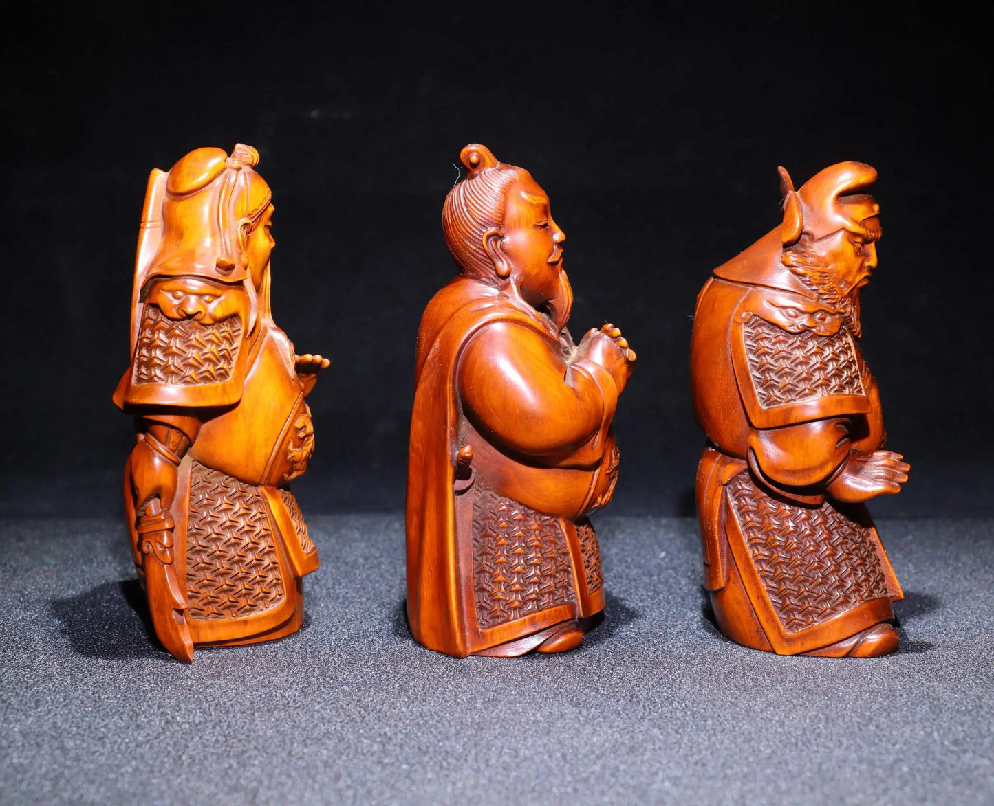 4"Tibetan Temple Collection Old Boxwood Hand-carved Taoyuan Sanjie Statue of Liu Guanzhang Three statues Town House Exorcism