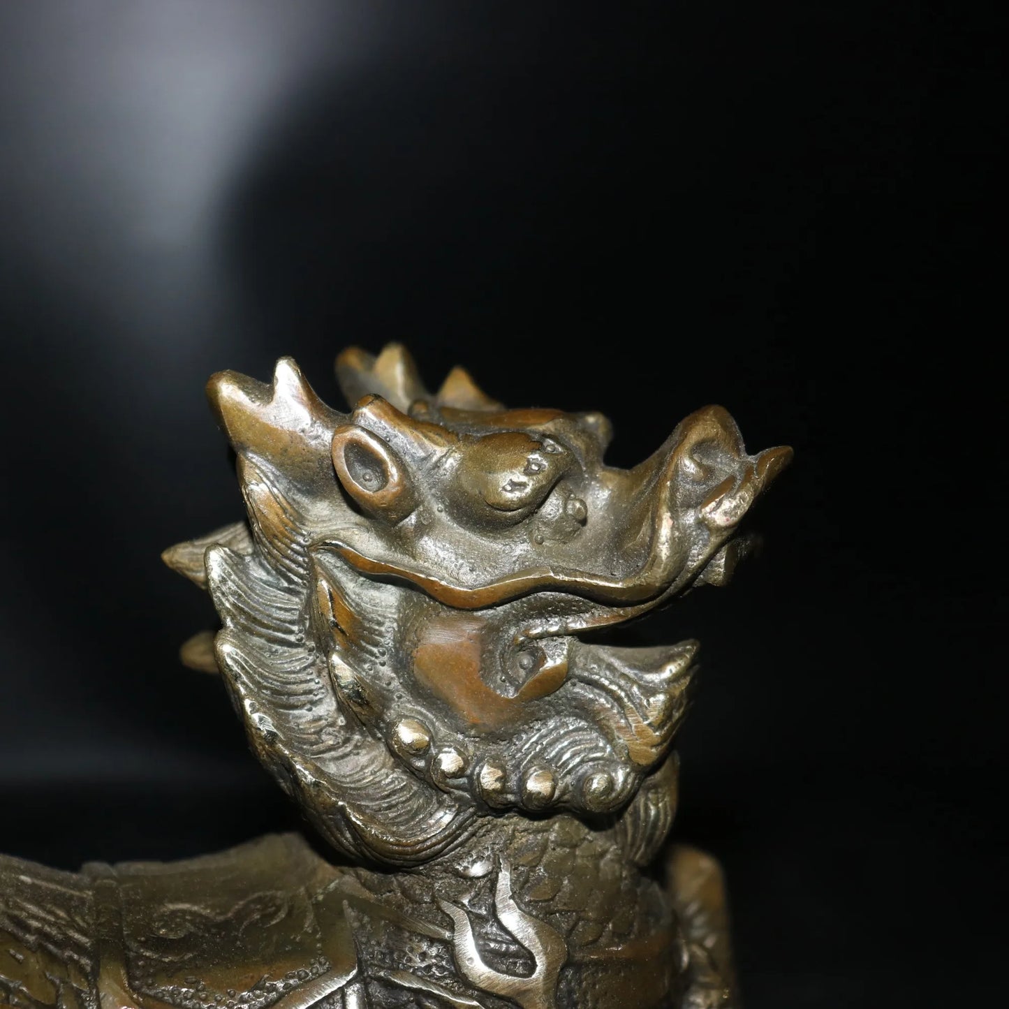 6"Tibetan Temple Collection Old Bronze Unicorn kylin Mythical Animals A pair Amass wealth Ornaments Town House Exorcism