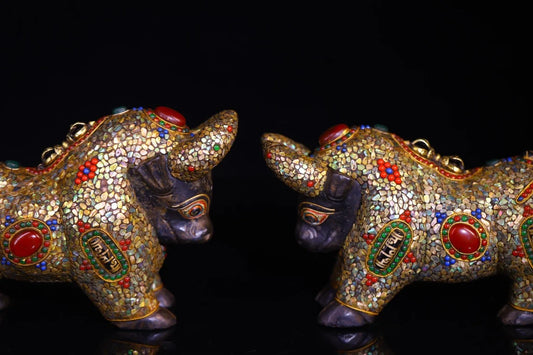 6"Tibetan Temple Collection Old Natural Meteorites Painted Mosaic Gem gZi Beads Shell Cow Cattle Bull Statue A Pair Town house