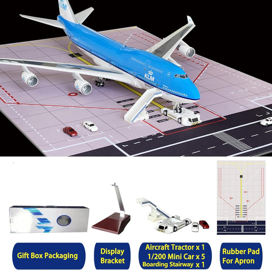 B747 Airplane Model 1/150 Scale Resin B747 Model Plane with LED Lights and Airport Scene Accessories Ideal Display and Gift