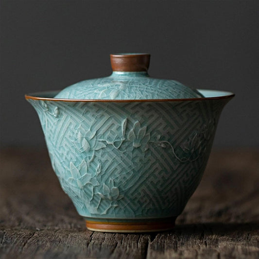 Chinese/Japanese Tea Set 110ml Retro Ge Kiln Ceramic Tea Tureen Handmade Relief Flower Art Gracked Glaze Tea Maker Gaiwan Household Kung Fu Tea Ceremony Portable Teapot Set Tea Gift set