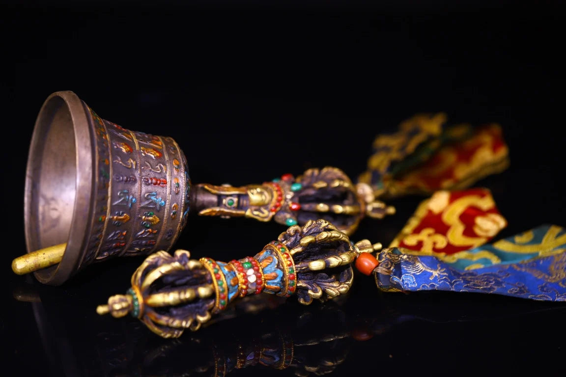 8"Tibetan Temple Collection Old Bronze Painted Six Word Proverbs Pattern Old Ringing Bell Vajra A Set Pendant Amulet Town house