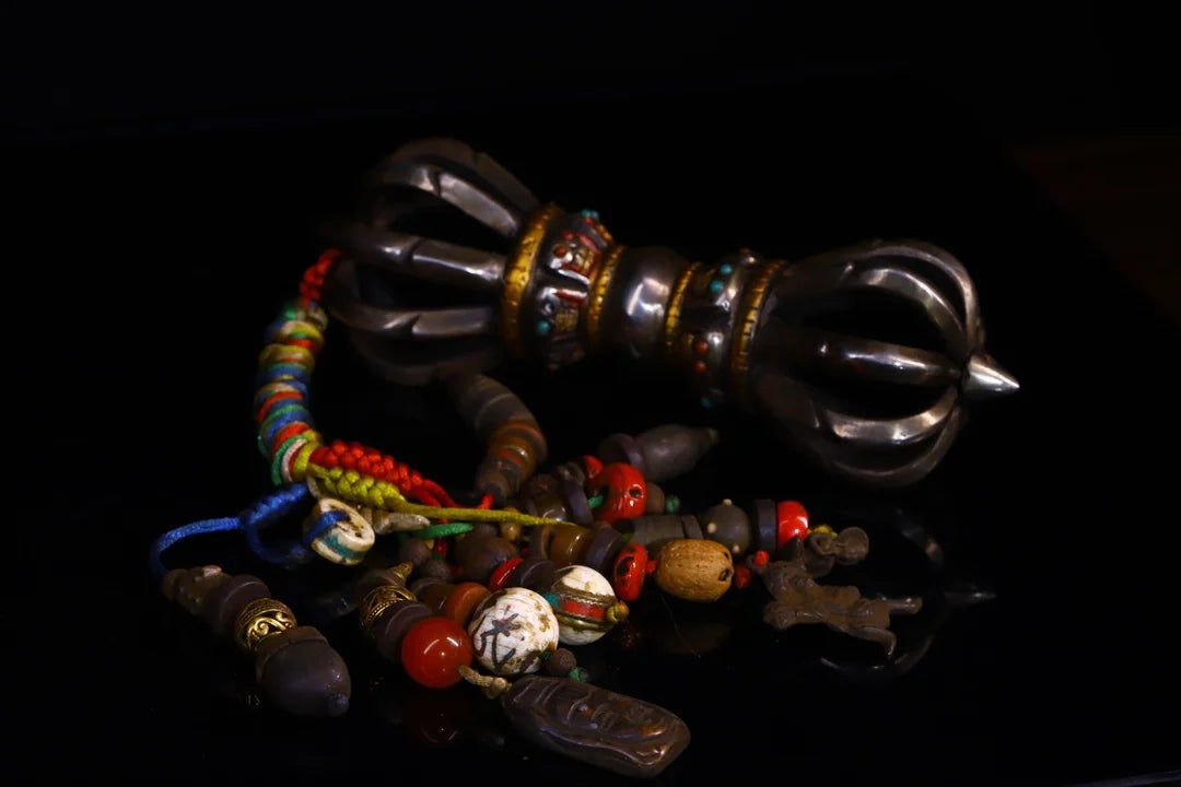 8"Tibetan Temple Collection Old Tiantie Cinnabar Tracing Mosaic Gem Nine Shares Vajra Skull Amulet Dharma Pendant Town House