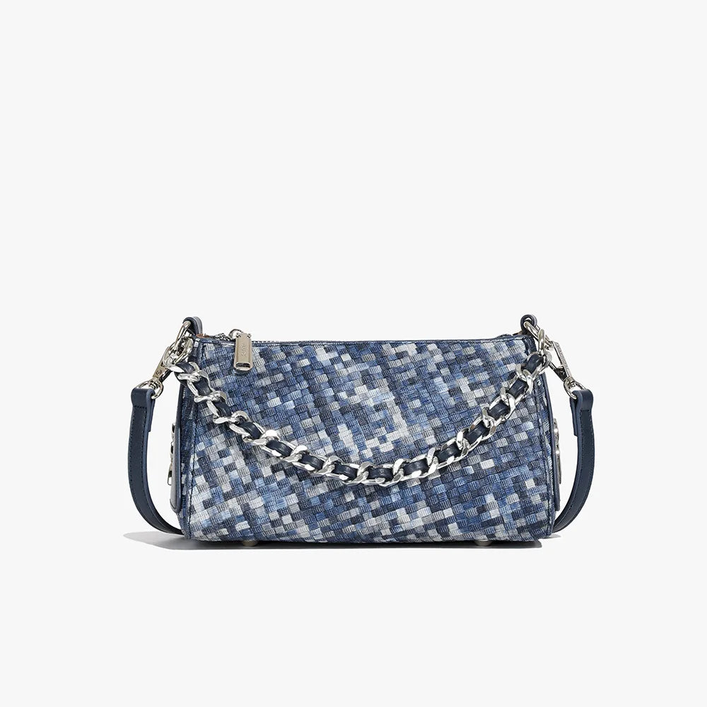A niche fashion woven chain small square bag with a trendy texture for women's shoulder bags
