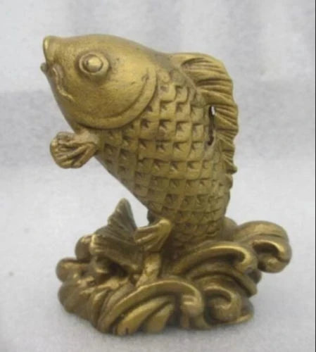 China's copper rich auspicious carp statue of rare collection metal handicraft