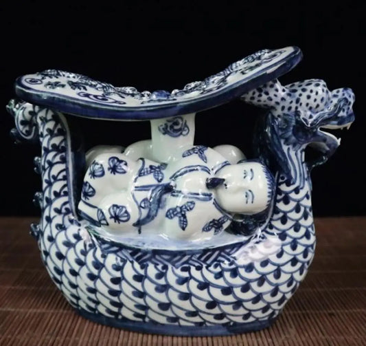 China Blue and white ceramic dragon pillow crafts statue