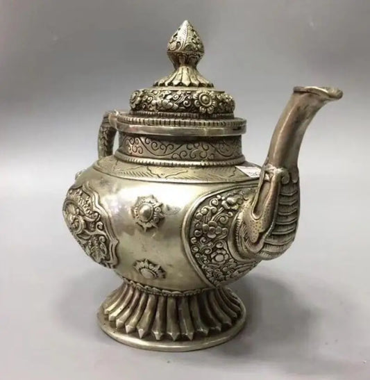 China White copper Dragon Motif Flagon teapot crafts statue