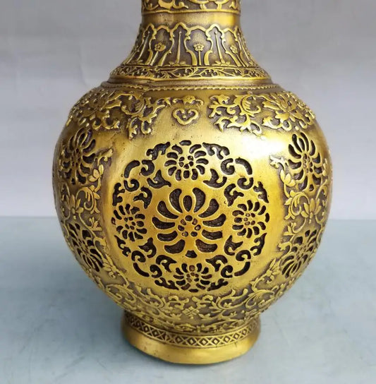 China brass Hollow out flowers vase crafts statue