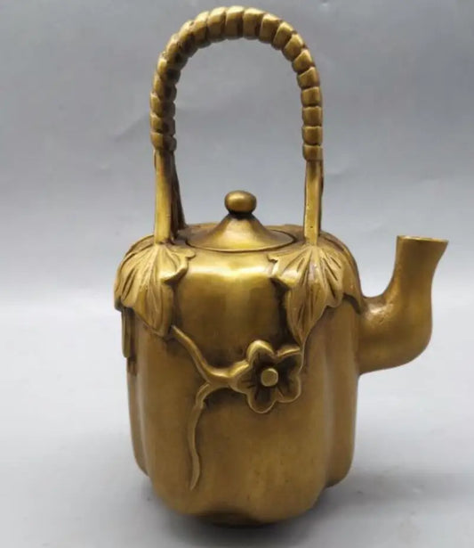 China brass Loofah shape teapot crafts statue