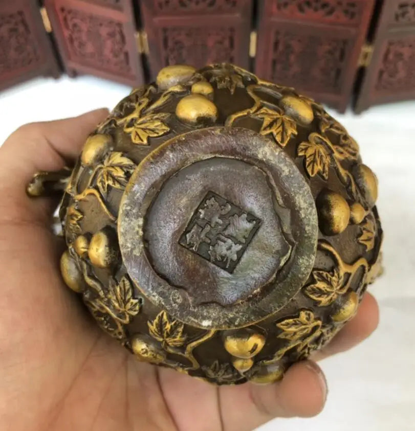 China brass archaize gourd wine pot crafts statue