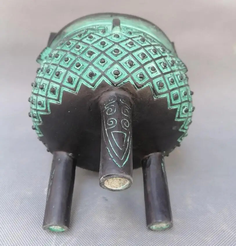 China bronze archaize round tripod crafts statue