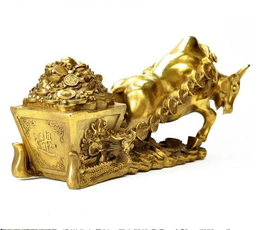 China collection fine workmanship the brass cattle pull Gold COINS wealth statue