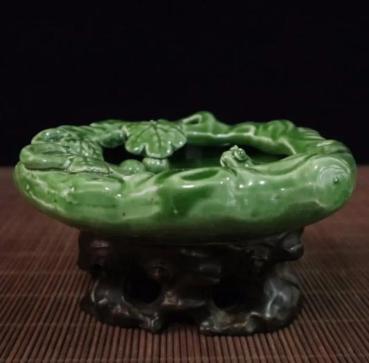 China glazed ceramic frog Pen wash crafts statue
