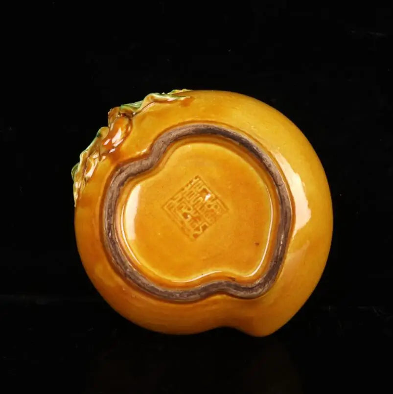 China seiko Yellow glaze ceramic peach Pen wash crafts statue