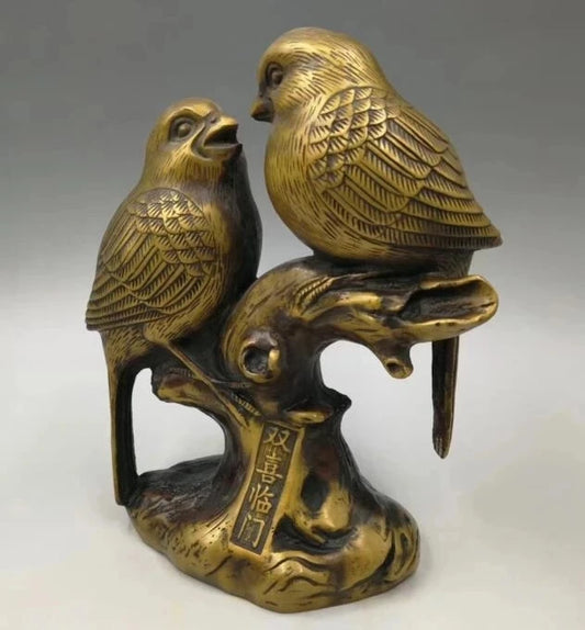Chinese Seiko carving pure brass Two magpies statue