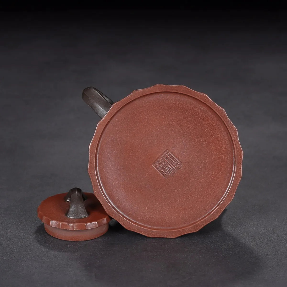 Chinese Yixing Zisha Clay Teapot Bawang stone Ladybug Pot Zhou Guizhen 260ml
