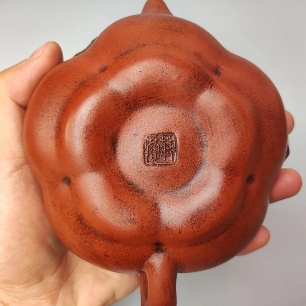 Chinese Yixing Zisha Clay Teapot Colored Squirrel Grape Pot Jiang Rong 350ml