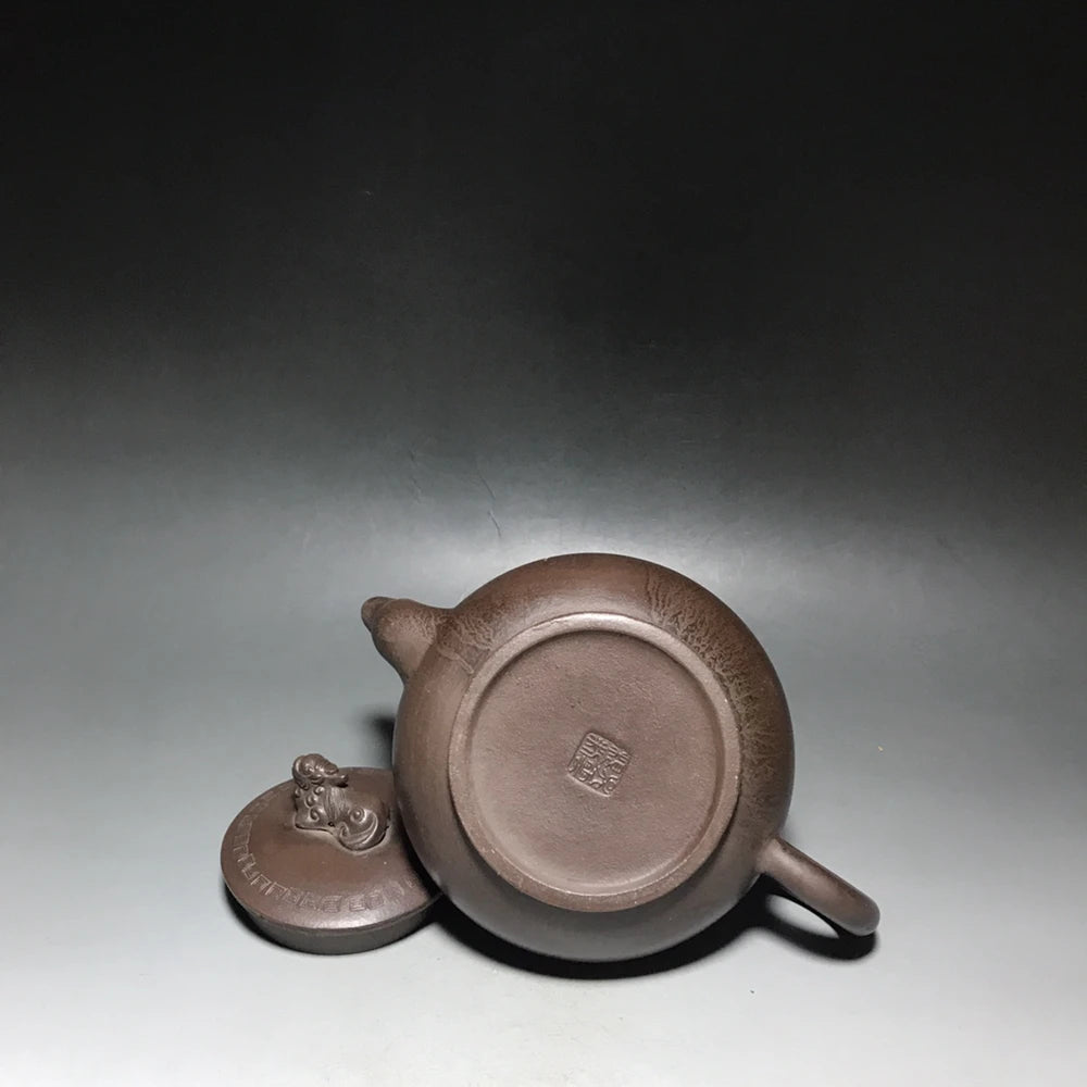 Chinese Yixing Zisha Clay Teapot Lucky Beast Pot Wu Yungen 500ml
