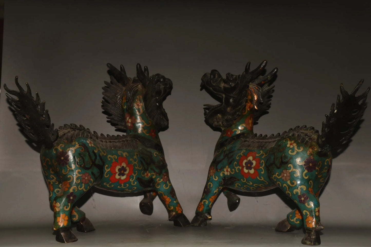 مجموعة معبد التبت ، البرونز القديم ، المينا Cloisonne ، كيلين يونيكورن ، الحيوانات الأسطورية ، زخارف بيت البلدة ، طرد الأرواح الشريرة ، 12"