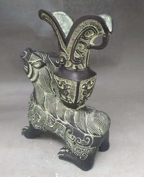 Collectible Decorated Old Handwork Bronze Animal Beast Statue Carved Cup Crafts