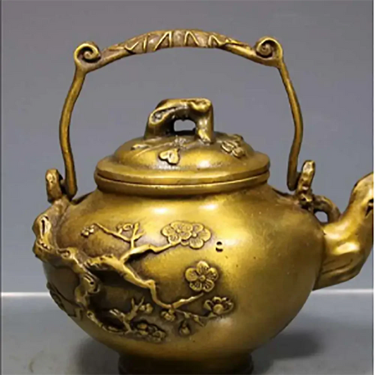 Copper Statue Brass plum tea pot, portable pot ornament, home decoration crafts
