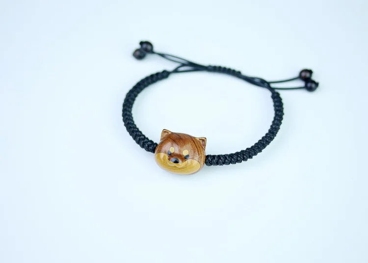 Cute Chai Dog Dog Wangcai Exquisite Wood Sandalwood Pendant Pendant Necklace Handmade Wood Carving Zhaocai Birthday Gift