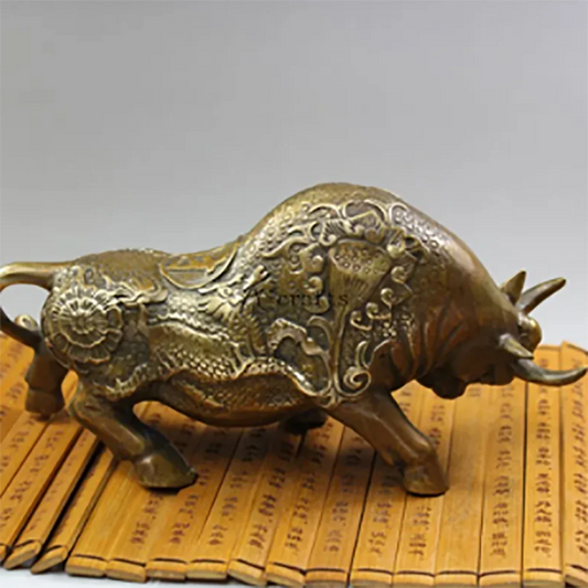 Exquisite China Brass Ware Hand Carved Cattle Statue Copper