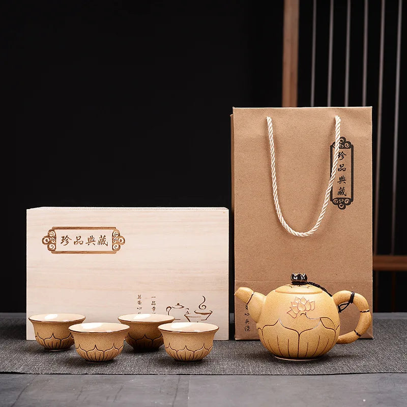Exquisite ceramic tea bowl with lid, Chinese tea set, high-quality tea brewer, glazed, tricolor covered bowl, gift