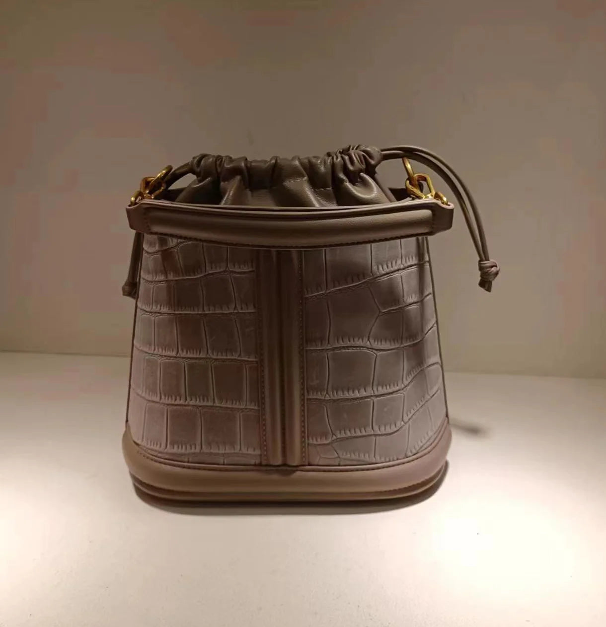 Fashion Casual Bucket Bag Large Capacity Contrast Color Single Shoulder Crossbody Bags Versatile Commuter Handbags Purse Clutch