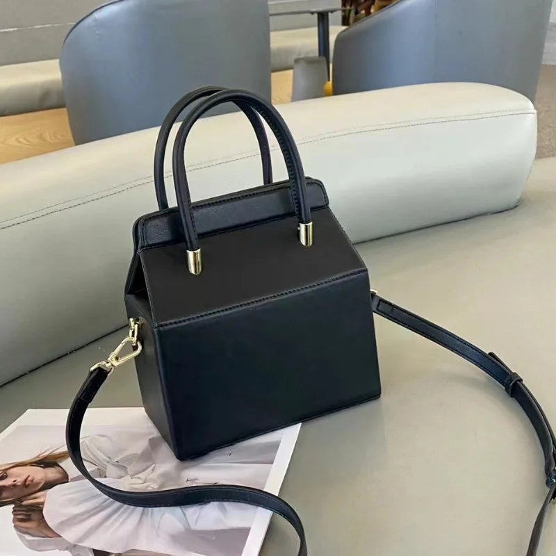 Fashion Luxury Designer High Quality Women Handbags Versatile Portable Crossbody Shoulder Bags Women Ladies Simple Tote Purse