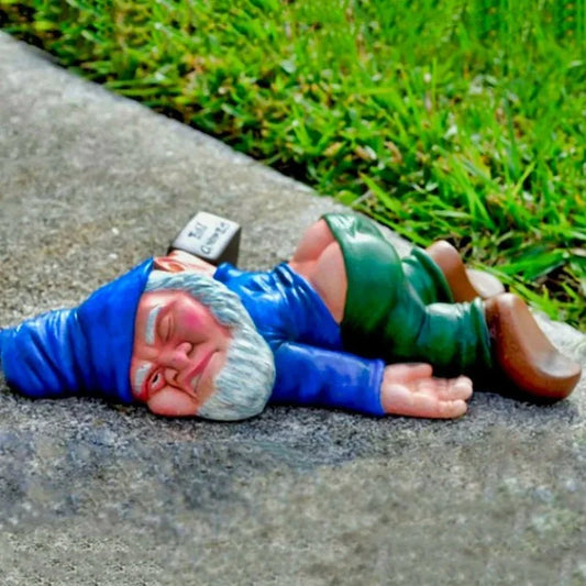 Garden Decoration Funny Gnome Ornaments Resin Figurines Naughty Garden Gnome Small Statue Decor