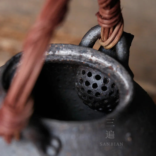 Hand Made-Rattan Loop-Handled Teapot Stoneware Teaware Single Pot Enameled Cast Iron Household Kung Fu Tea Ceremony Teapot