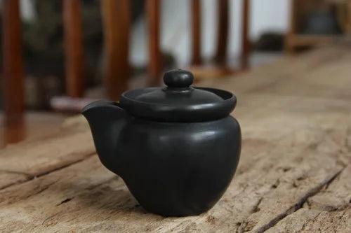 Jianshui-Purple Pottery Tea Pot, Fully Handmade, Hand Grasping Pot, Raw Mineral Clay Material, Chinese Tea Pot